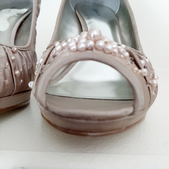 EUC HAZEL STILETTO HEELS - Picture 5 of 14